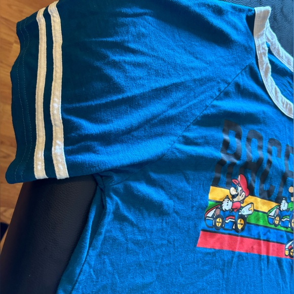 Women’s XL Mario Kart “Race Ya” short sleeve shirt - Picture 5 of 5